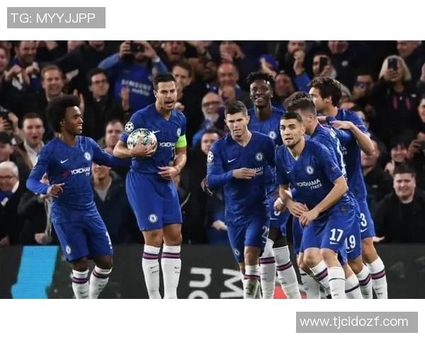 桑德兰爆冷击败切尔西跃升英超第二球迷高唱争冠信心满满