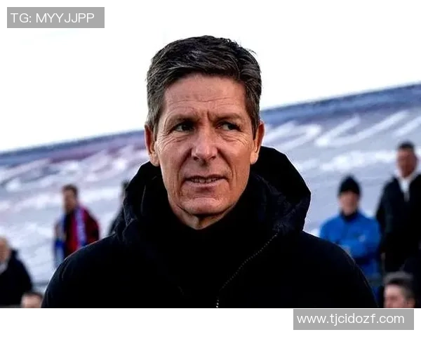 绿帽哥揭秘格拉斯纳为曼联战术准备的千页分析与面试策略